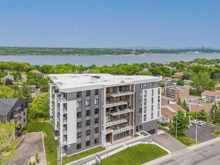 LE VUE - Appartement haut de gamme à St-Romuald - Penthouse avec VUE majestueuse sur le fleuve......