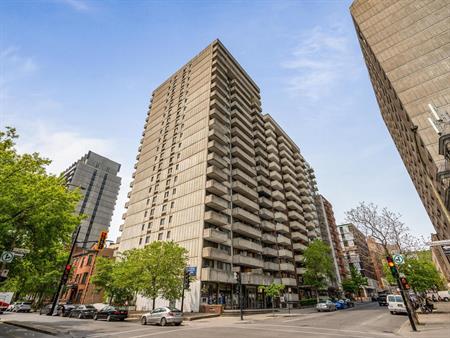 1904 - 2000 Saint-Marc Street, Montréal