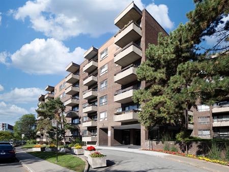 1 Bdrm Available At 3333 West Jean Talon Street, Montreal - 3333 West Jean Talon Street, Montréal