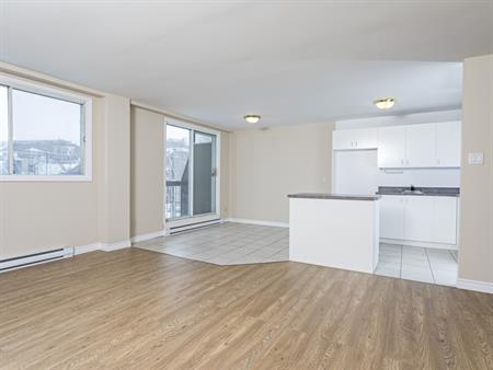 Appartements modernes 4 1/2 à louer à Sherbrooke près du Cégep – 1 mois gratuit