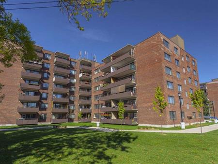 2 Bdrm Available At 455 Racine Avenue, Dorval - 455 Racine Avenue, Dorval