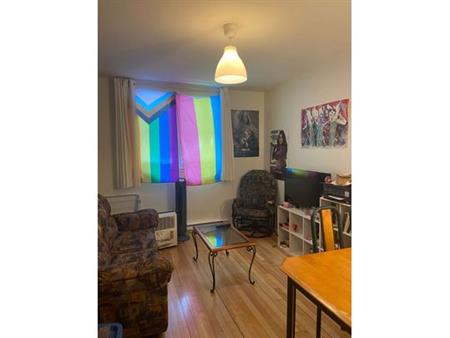 Rent 3 bedroom apartment in Montreal