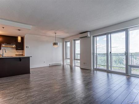 CONDO A LOUER A LAVAL, 639 RUE ROBERT EL