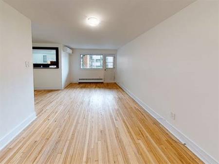 Beautiful 1-bedroom apartment in Lachine for $1470/month