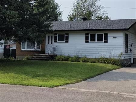 Charmante maison à louer dans un quartier paisible