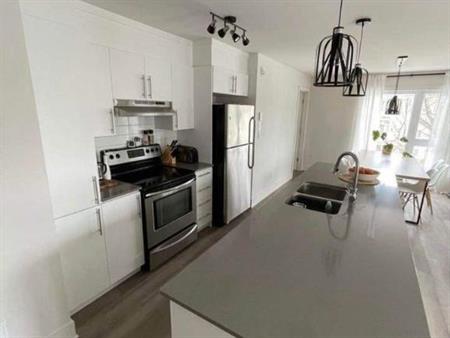 2 CH - 2 SDB - Boisbriand - $1,970 /mo