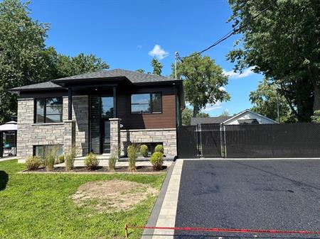 Maison à louer à Pointe-Calumet