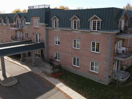 Logement 3 1/2 à louer à St-Hyacinthe - Villa du Bon Temps - immeuble réservé aux personnes de 55 ans et plus.