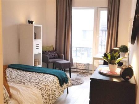 1 CH - 1 SDB - Montréal - $1,045 /mo