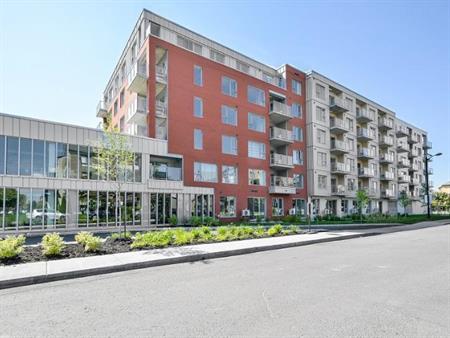 4 1/2 - Brossard - $2 250 /mois