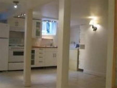 LOFT AIRE OUVERTE DANS TRIPLEX PERSONNE TRANQUILLE