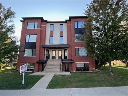 Condo 41/2 a Louer Brossard pres DIX30