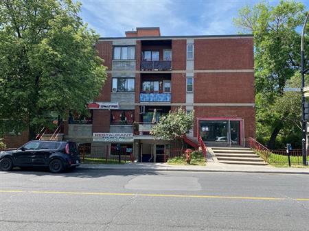 One-Bedroom (3.5) Large - 4605 4615 Ave Van Horne, Montréal