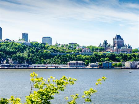 4 1/2 Tout Meublé Avec Vue Sur Le Fleuve