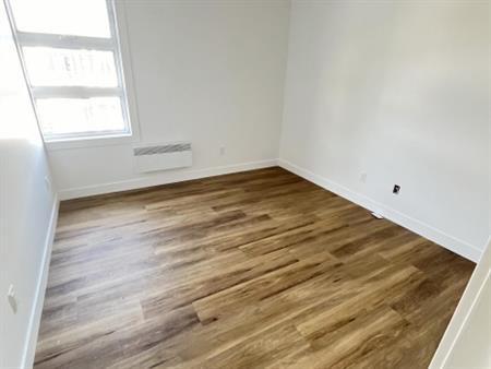 Appartement à Louer Disponible