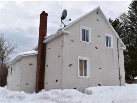 Maison à louer à St-Pamphile