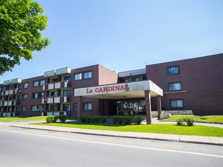 1 CH - 1 SDB - Laval - $1,250 /mo