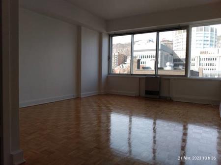 Apartment on 11th floor available in October! (#1106)