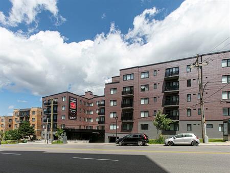 4851 Côte-St-Luc Road - The Mooncrest - 1 Bedroom - 4851 Chemin De La Côte-Saint-Luc, Montréal