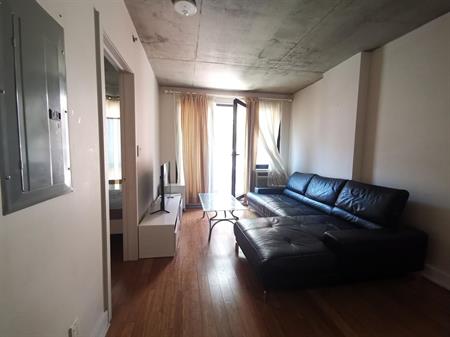 1 Bedroom - 1414 Rue Chomedey, Montréal