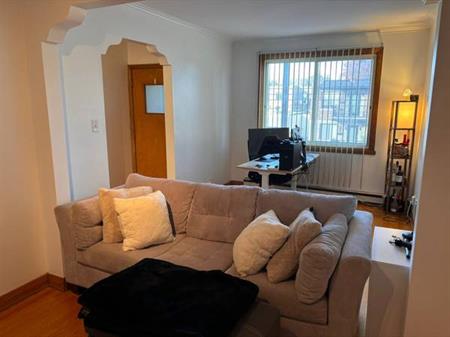 Large and Spacious 2-bedroom Apartment $1590/month