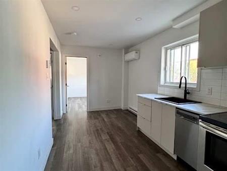 2 CH - 1 SDB - Montreal - $1,595 /mo