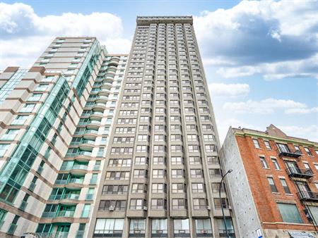 1 Bedroom Available At 2250 Guy Street, Montreal - 2250 Guy Street, Montréal