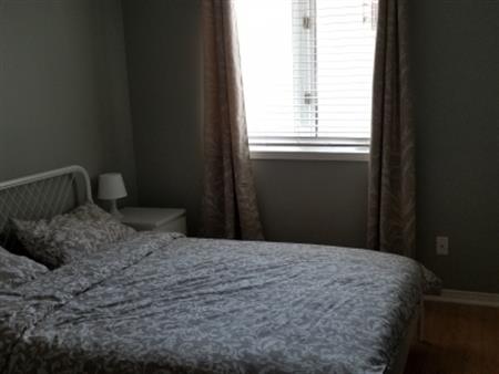 Chambre A Louer / Bedroom Rental