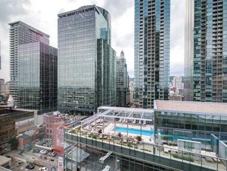 furnished brand new 1 bdr condo Downtown MTL - BELL CENTRE