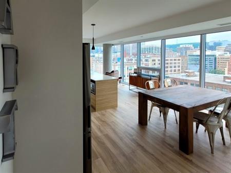 Appartement Montréal (Ville-Marie) À Louer