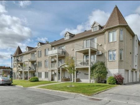 Condo 4 1/2 A Louer A Boisbriand