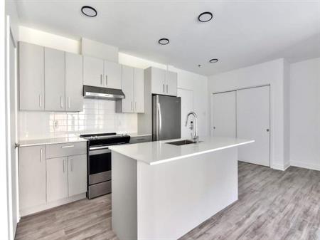 3-bedroom - 500 Rue Sauvé Est, Montréal