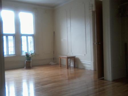 Plateau Mile-End, Lumineux, Cachet – 6½