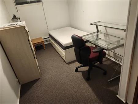 1 room room of 11 m² in Gatineau