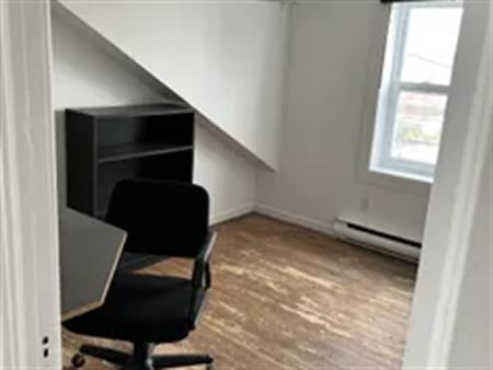 1 room room of 28 m² in Rimouski