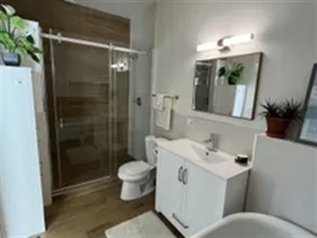 1 room room of 46 m² in Prévost
