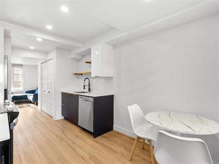 1 CH - 1 SDB - Montréal - $1,930 /mo