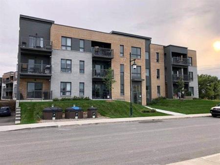 2 CH - 1 SDB - Terrebonne - $1,685 /mo