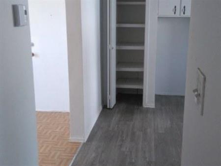 Agréable logement 41/2 Demi-ss à louer, Sorel-Tracy Viens Visitez!