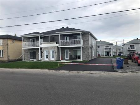 Appartement, logement à louer, Salaberry-de-Valleyfield 4 1/2 pour le 1er juillet 2025