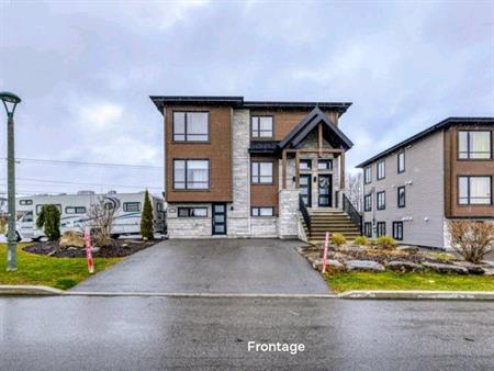 🏡 4 ½ à louer à Mirabel (Saint-Augustin) | Construction récente | Secteur recherché