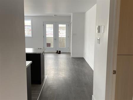 Immeuble 1510-1520 Rue Lionel-Giroux, Drummondville Appartement 5 Et Demi à Louer
