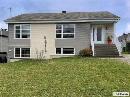 Beau et grand 4 1/2 style maison au 540 rue Colbert Sherbrooke disponible au 1 et juillet