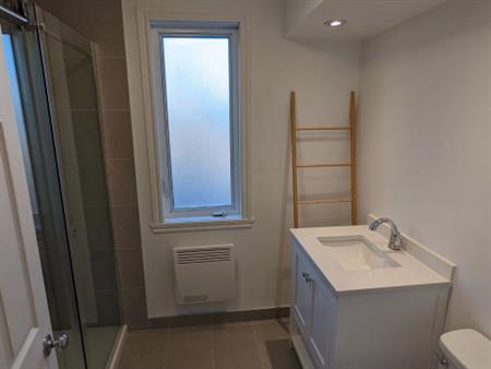 7 1/2 A Louer Brossard
