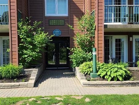 Appartement Saint-Sauveur À Louer