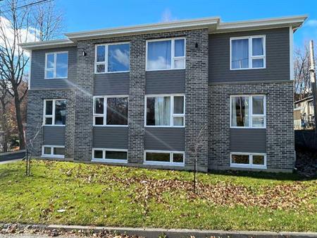 Lumineux 5 ½ à louer - Dès le 1er juillet - Secteur Fleurimont