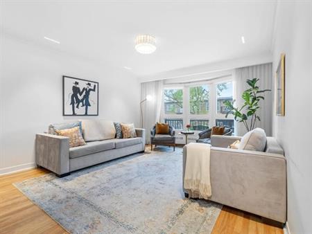 Mont-Royal - 3Bed+3Bath -Garage+Backyard