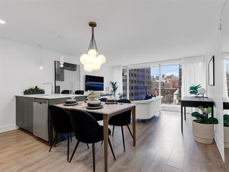 2 Bedroom - 400 RENE-LEVESQUE BLVD W, Montréal