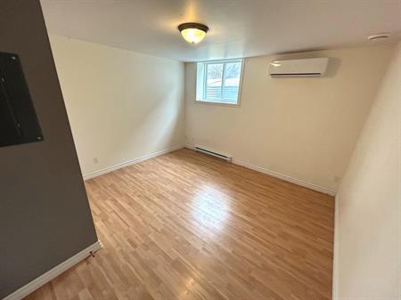 344 12e Avenue N - Joli 3 1/2
