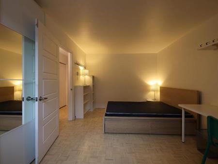 2 CH - 1 SDB - Montréal - $1,980 /mo
